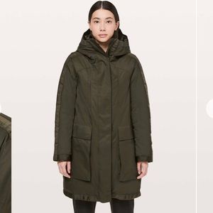 Lululemon Out in the Element Parka